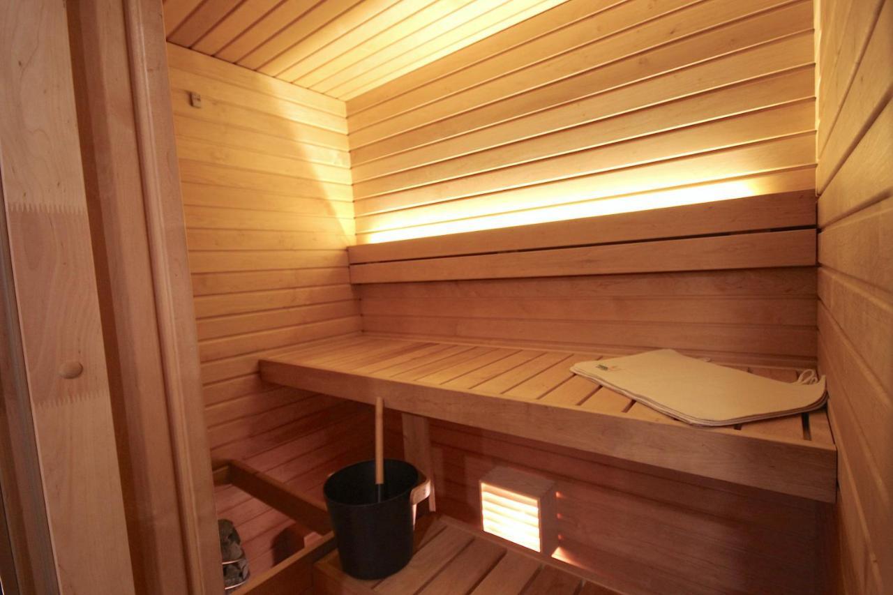 Tonismae Premium Apartment With Sauna Таллин Экстерьер фото
